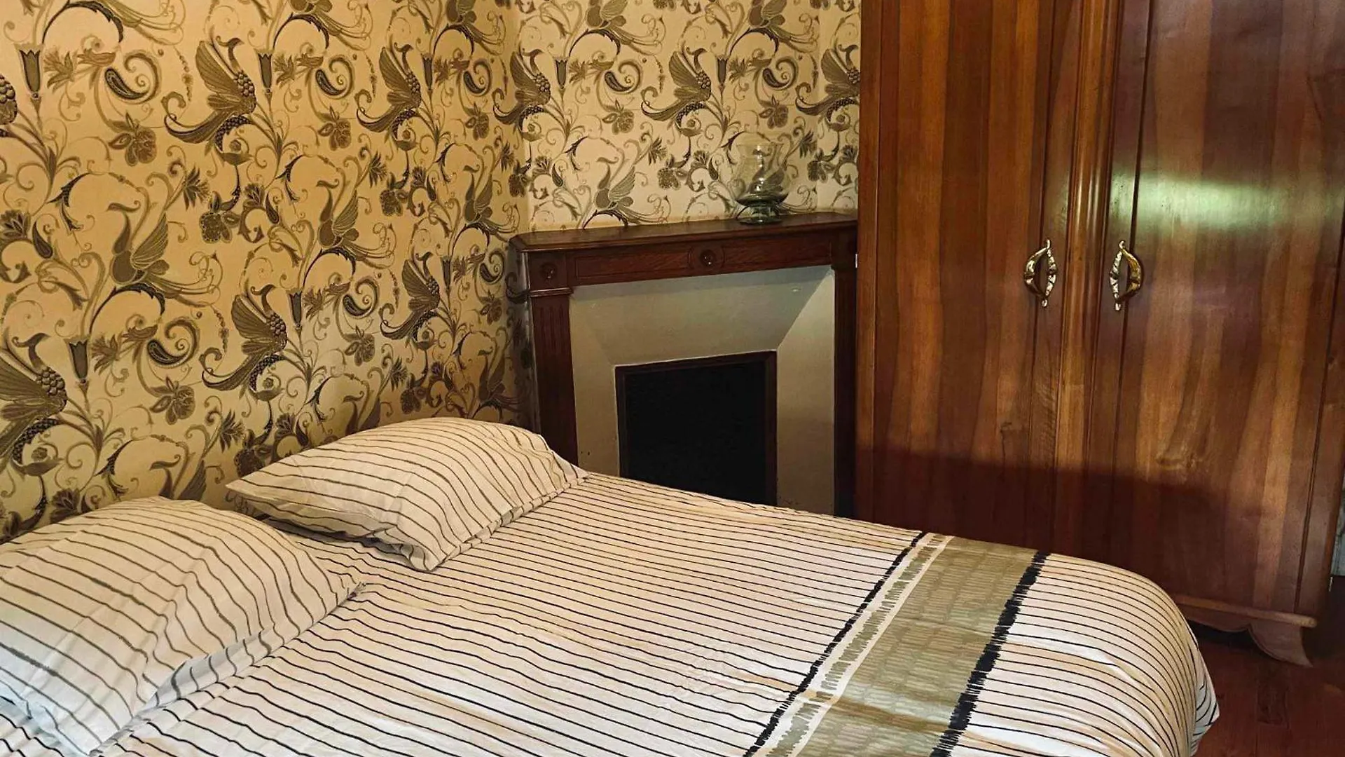 Maison 4 Chambres Capdenac-Gare Centre - Aveyron 0*,  France